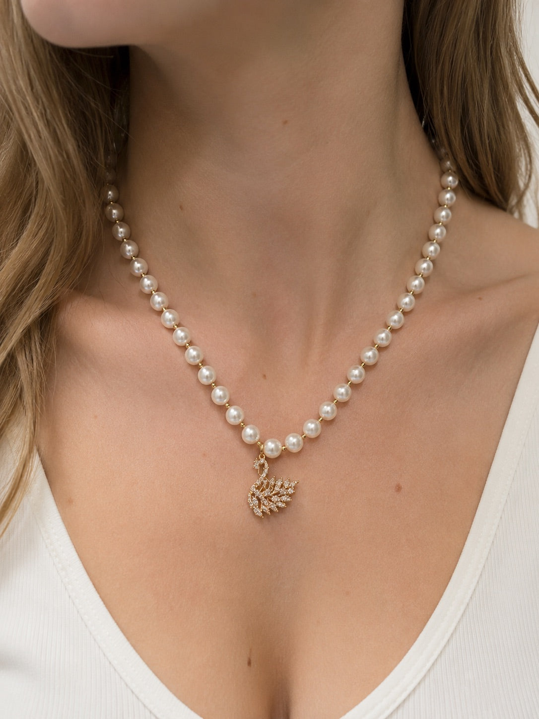 Crystal Swan Pearl Necklace