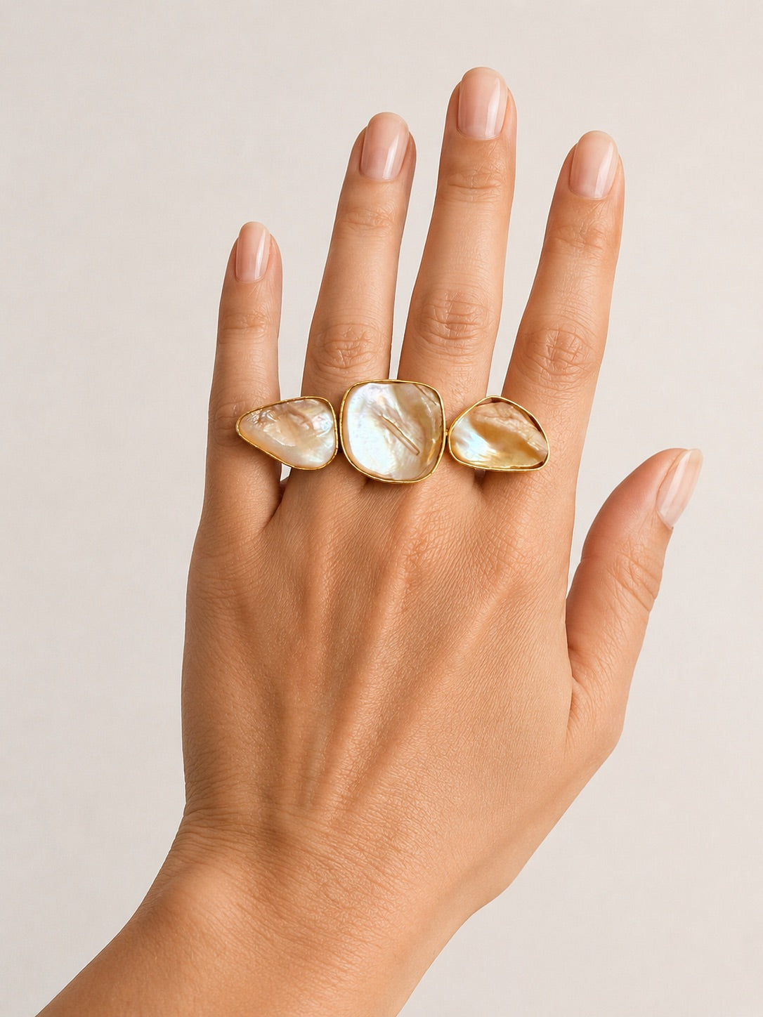 Moon Shell Two-Finger Ring