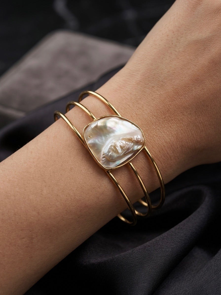 Nacre Raw Pearl Cuff