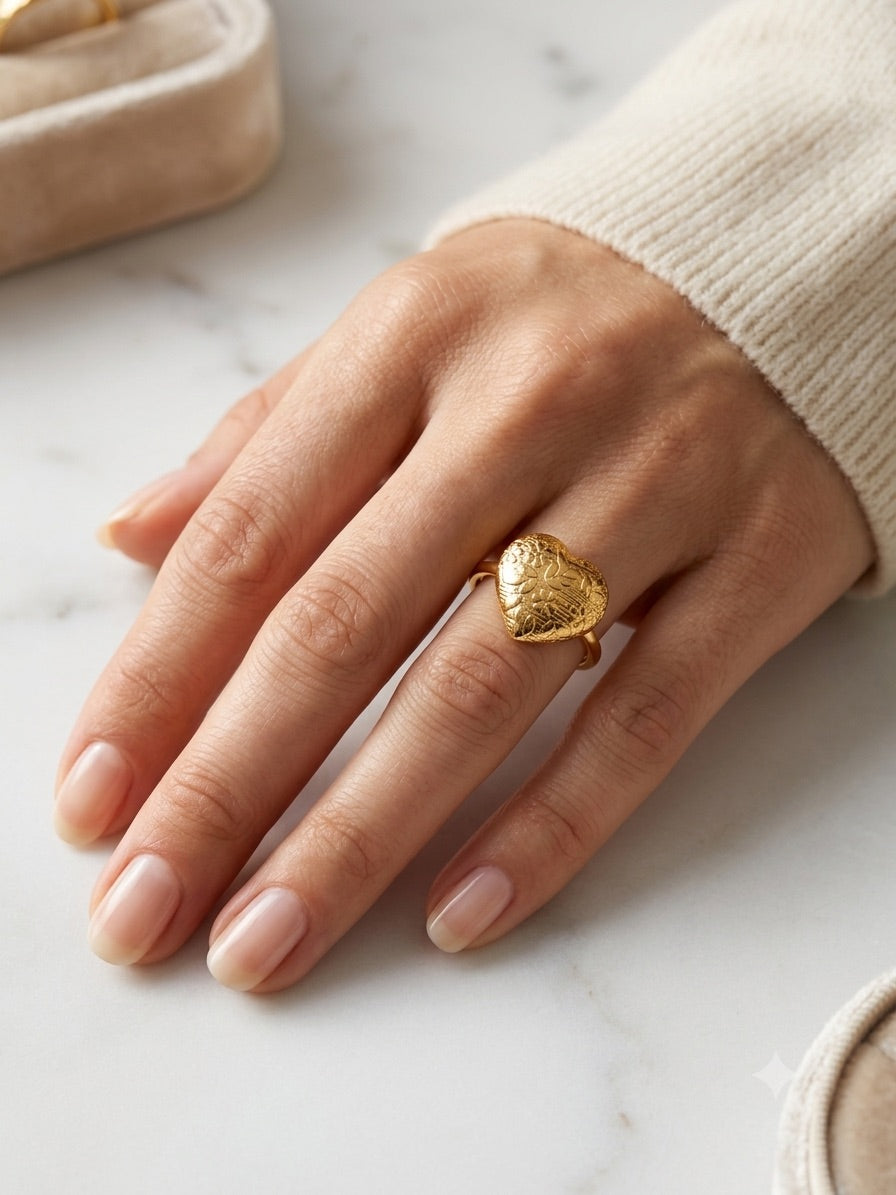 Vintage Carved Heart Ring